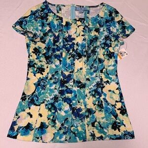 NWT CeCe Women’s Shirt,Size S.